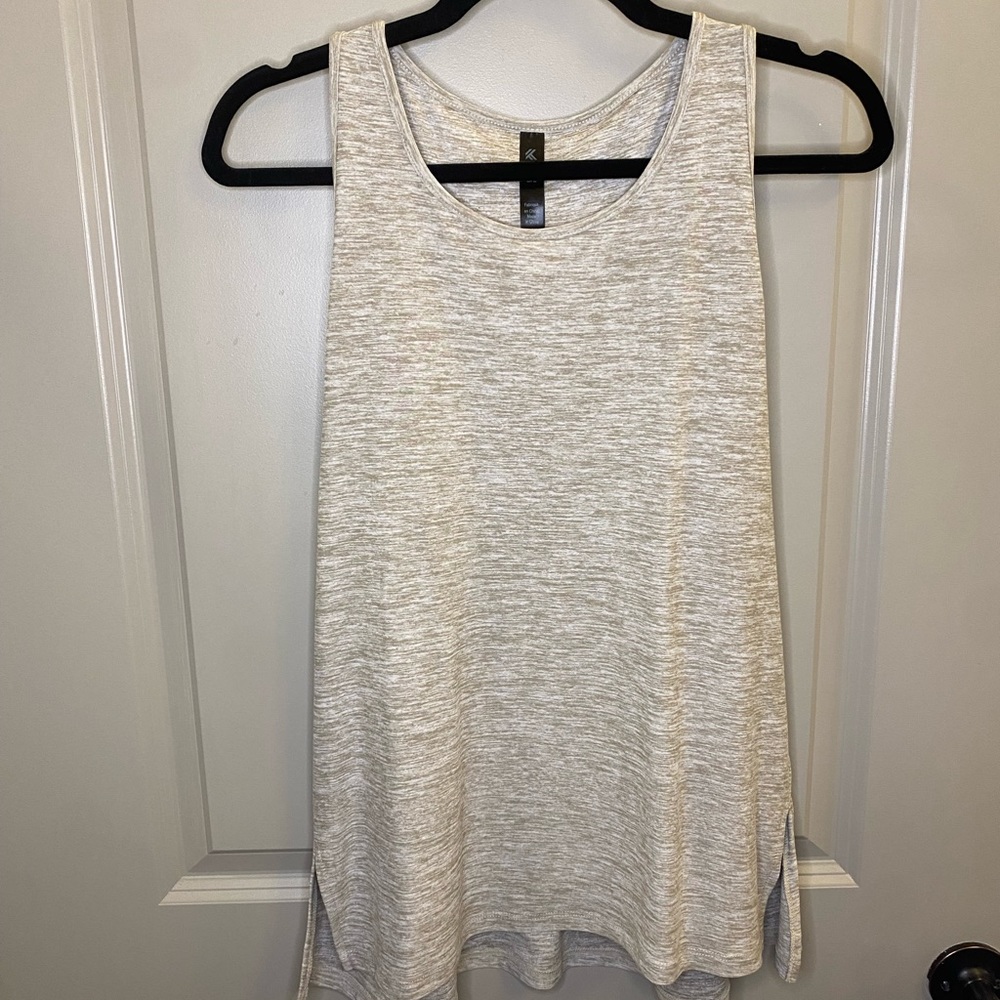 Tank top -workout top! Super soft!